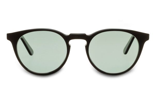 Roest Classic Black front Sunglasses